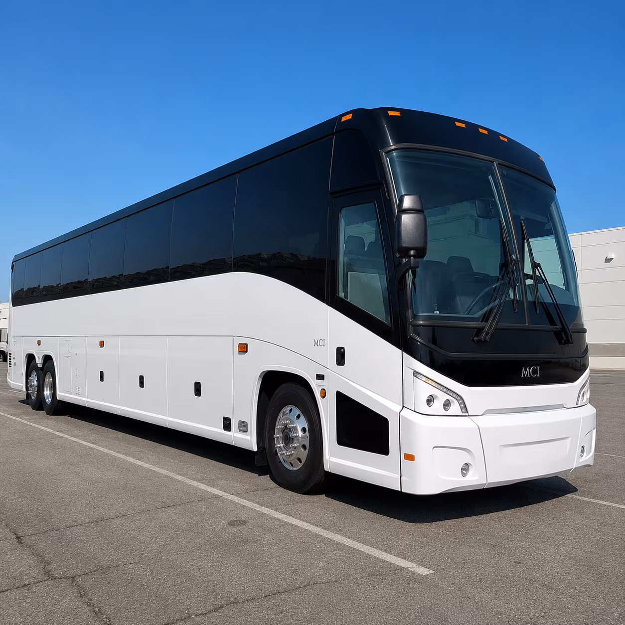 columbusohiocharterbusservices com makes it possible to find airport shuttle buses between cmh and downtown columbus