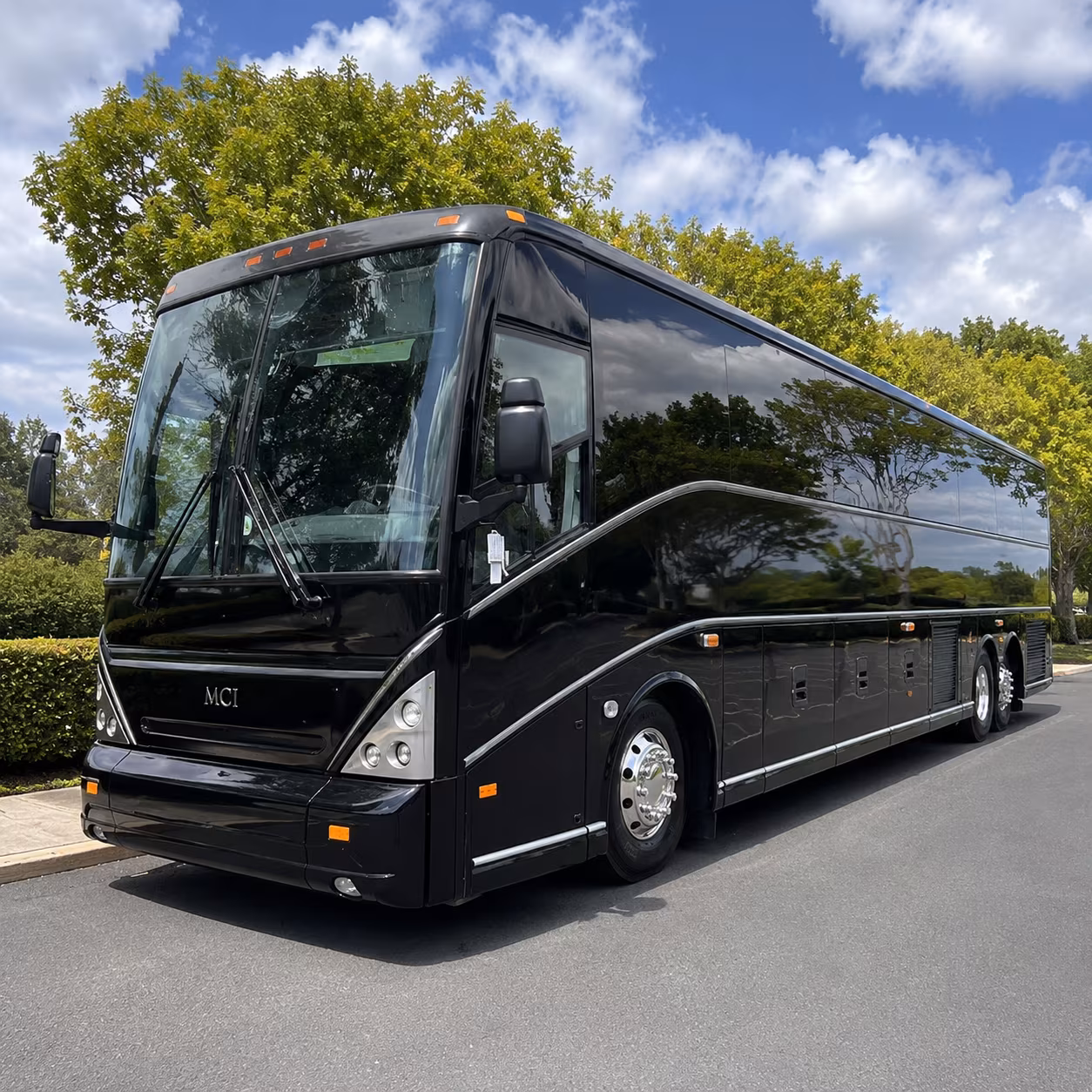 ohio state game day shuttles to ohio stadium and the schottenstein center