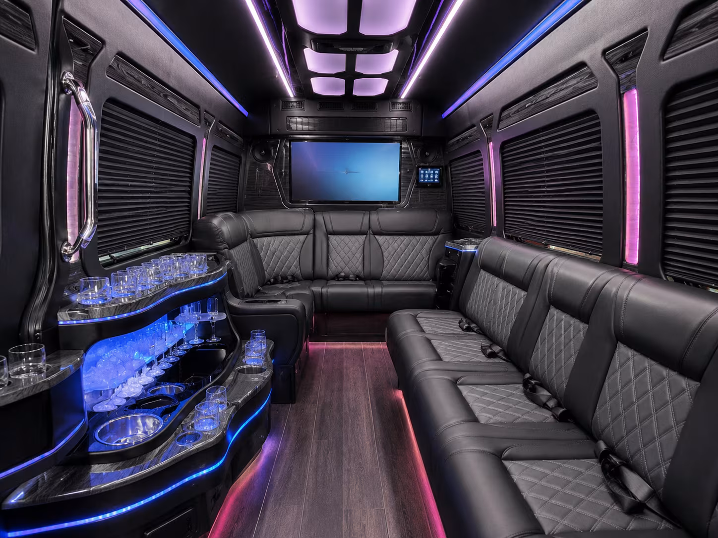 with columbusohiocharterbusservices com you ll find convention and corporate shuttles at the greater columbus convention center